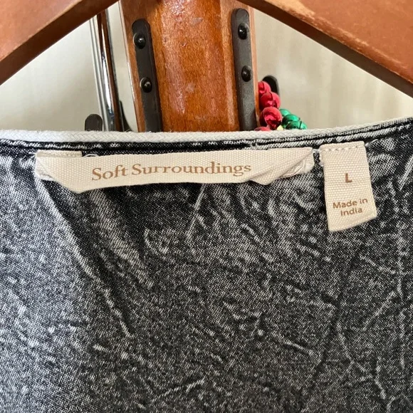 Soft Surroundings Textured Gray Top - Picture 8 of 8